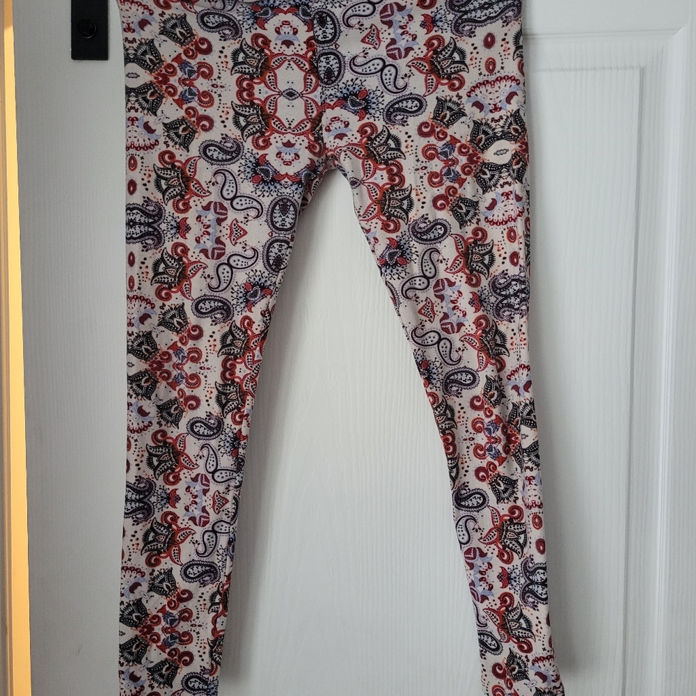 Leggings - Picture 2 of 3